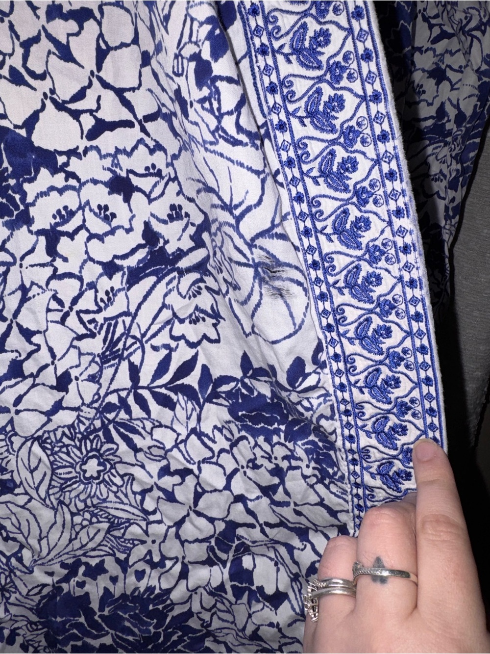 Blue and White Floral Robe - Elegant Women's Kimono - Picture 5 of 8